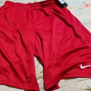 NWT NIKE BASKETBALL SHORTS